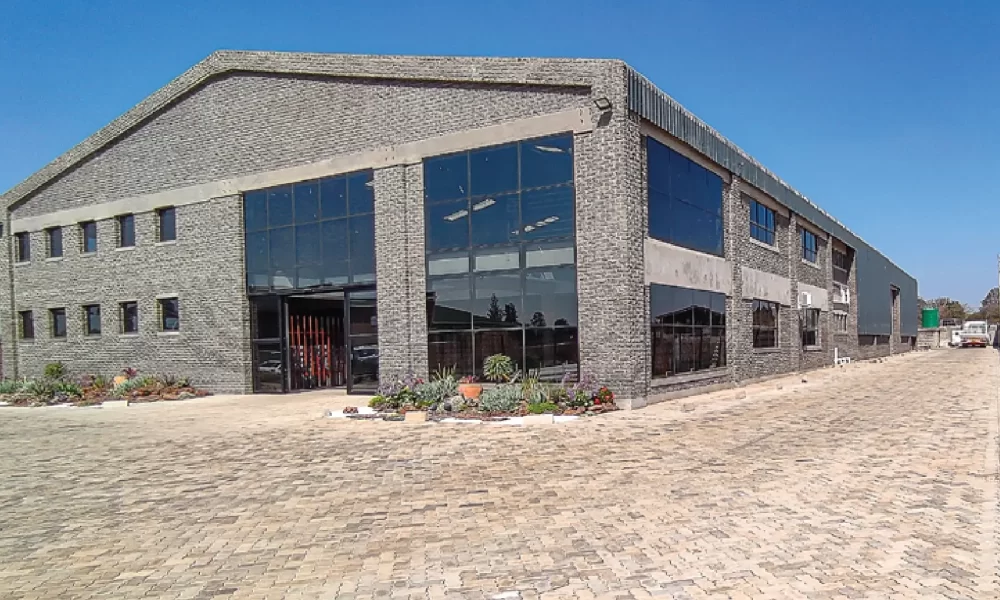 POMONA STEEL AND FENCING …..Security, Strength, Quality