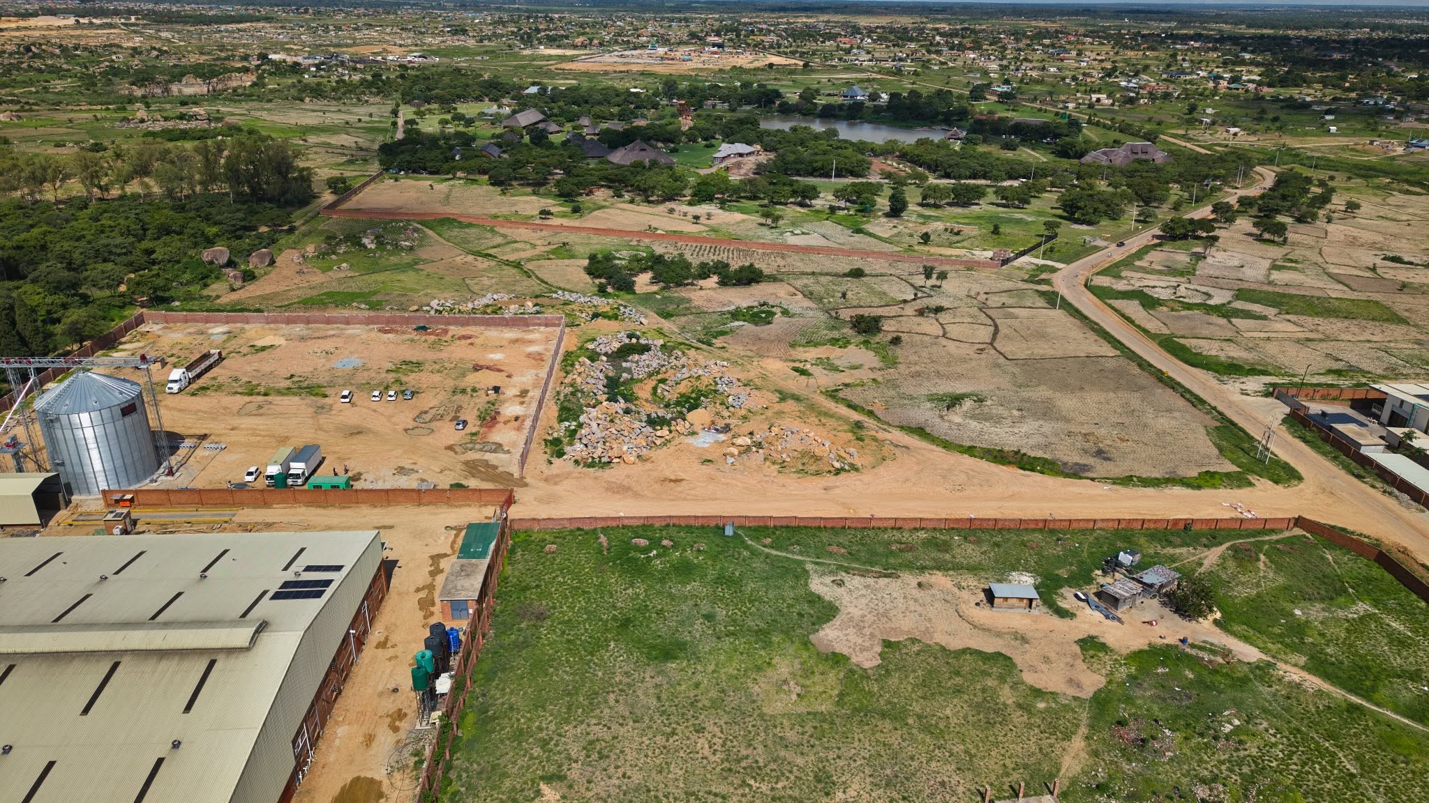 MARGOLIS REAL ESTATE RELEASES PRIME INDUSTRIAL STANDS IN WATERFALLS, HARAREÂ